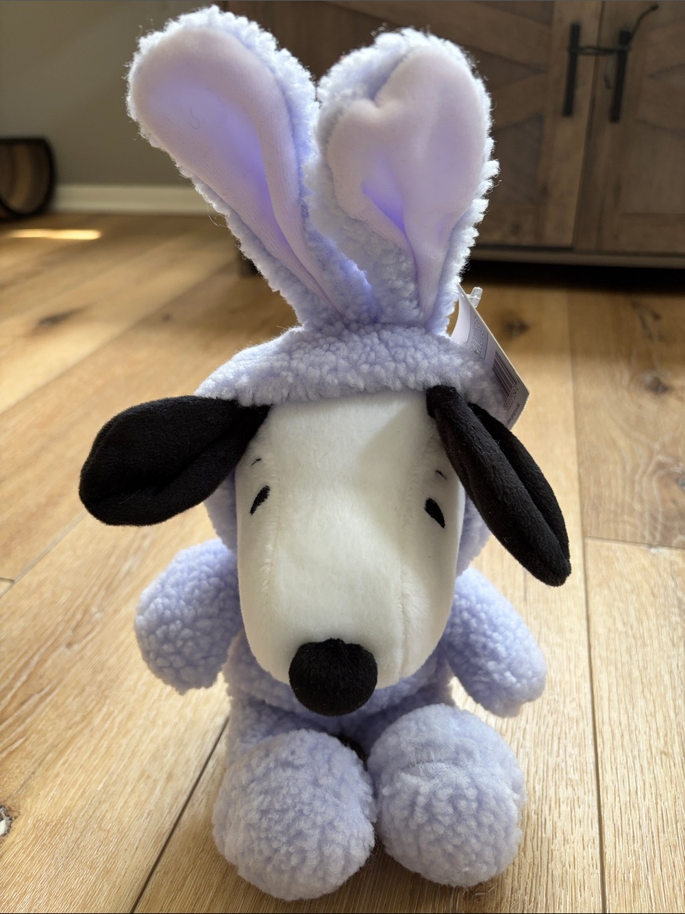 HALLMARK SNOOPY PEANUTS LIGHT PURPLE VIOLET EASTER BUNNY COSTUME PLUSH FIGURE